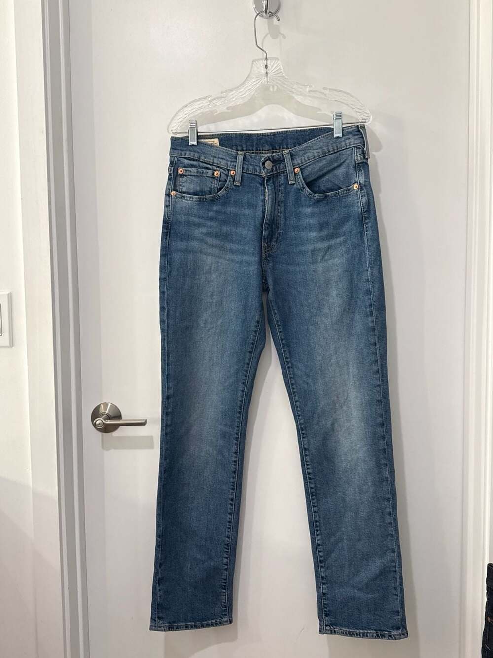 Levi's Premium 514 Straight Fit Jeans - Medium Wash